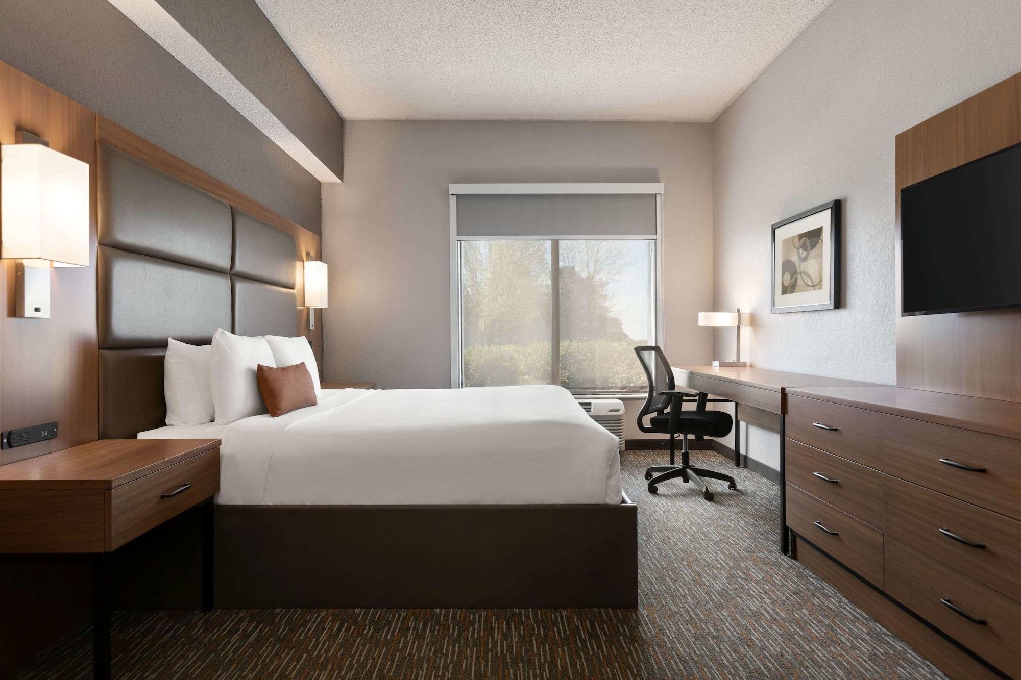Wingate By Wyndham Cincinnati Blue Ash Dış mekan fotoğraf